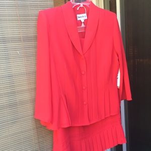 NWT sz 12 Danny &Nicole 2 Pc skirt set